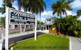 Harborside Motel & Marina